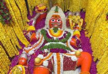 मंगलवार को हनुमान भक्ति में डूबे श्रद्धालु, मंदिरों में गूंजा हनुमान चालीसा का पाठ